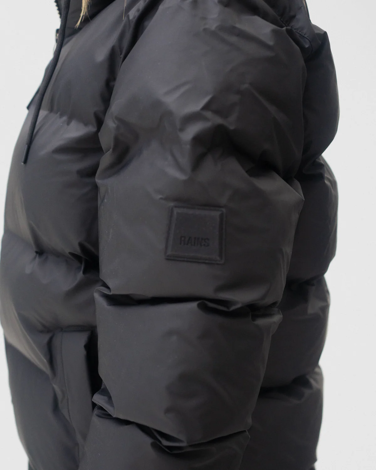 Alta Long Puffer Jacket W3T4 - Black - Image 5