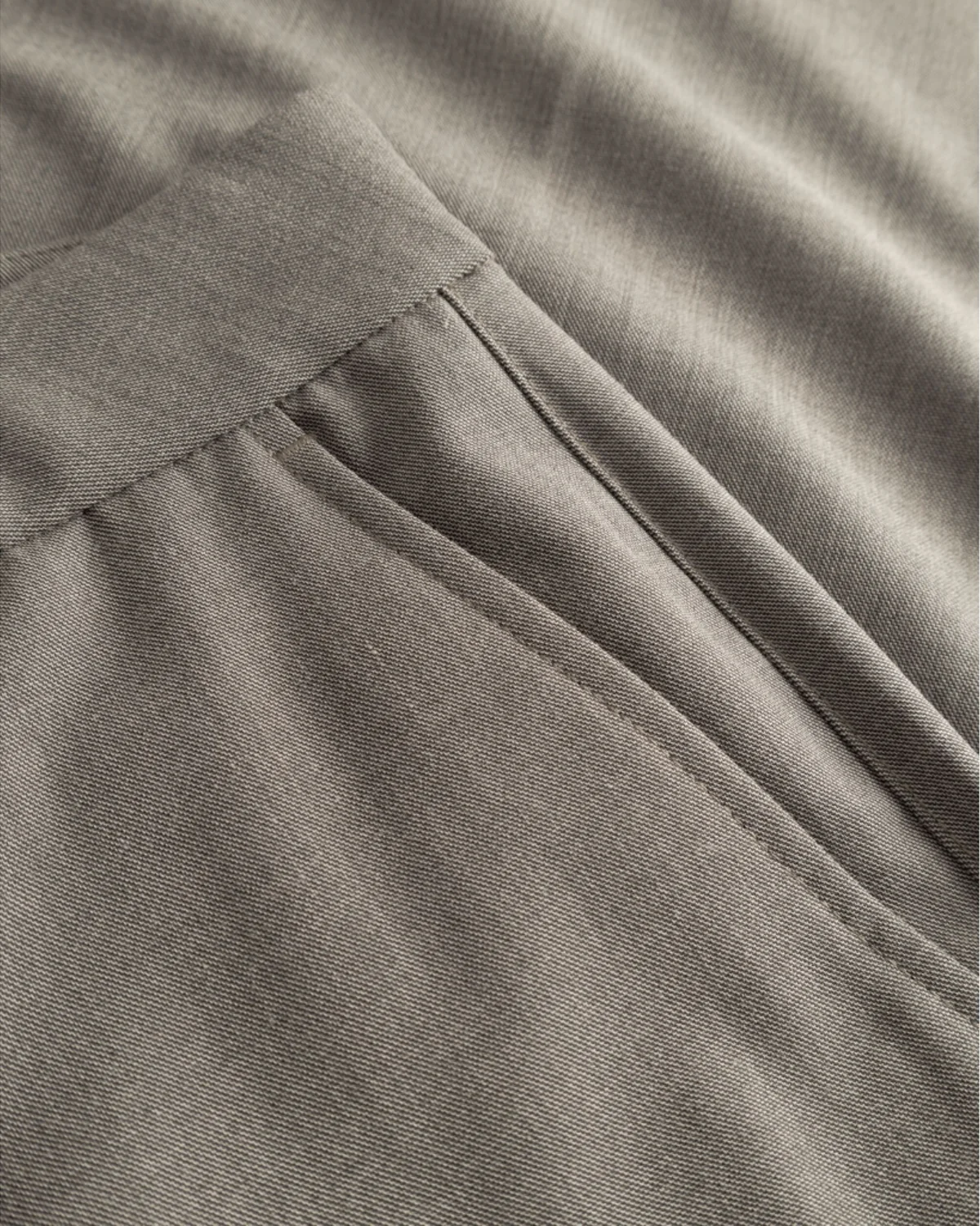 Bin Guan Shorts - Sand Melange - Image 5