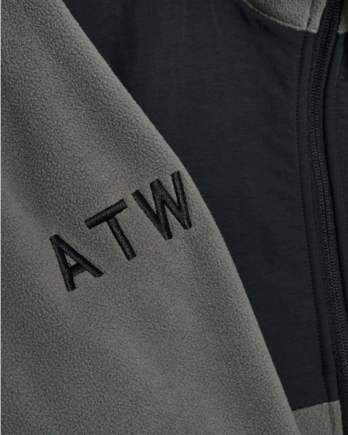 HALO Blocked Zip Fleece - Image 3