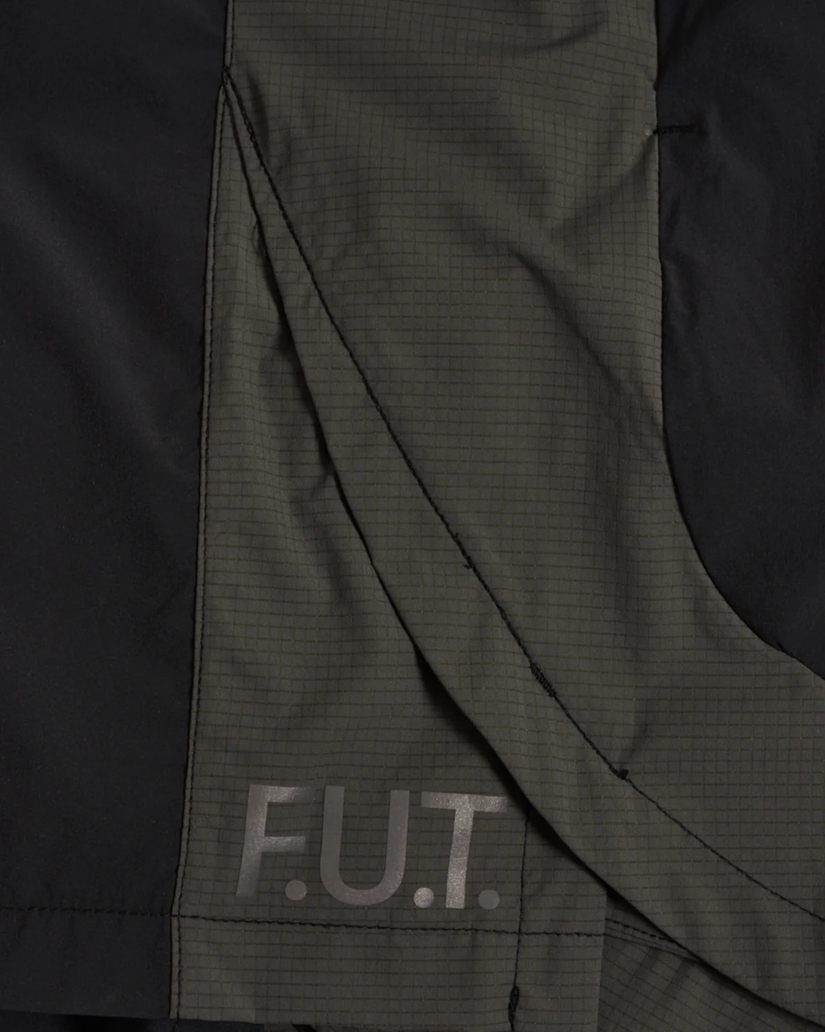 Halo Division Shorts - Image 6