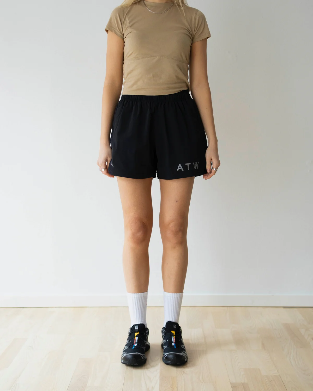 Halo Short - Black - Image 3