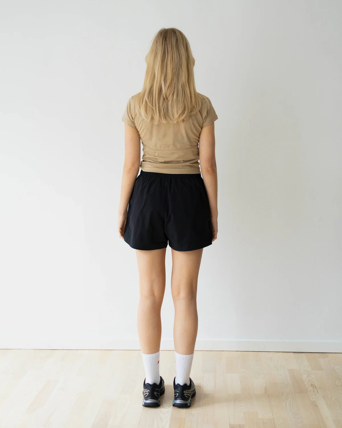 Halo Short - Black - Image 5