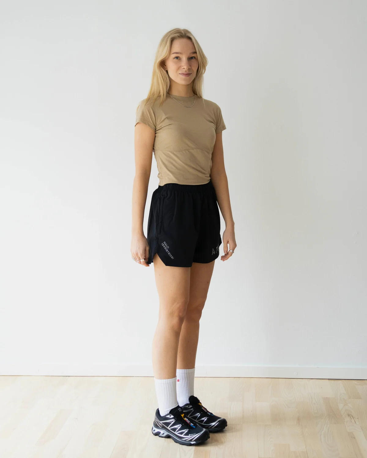Halo Short - Black - Image 6