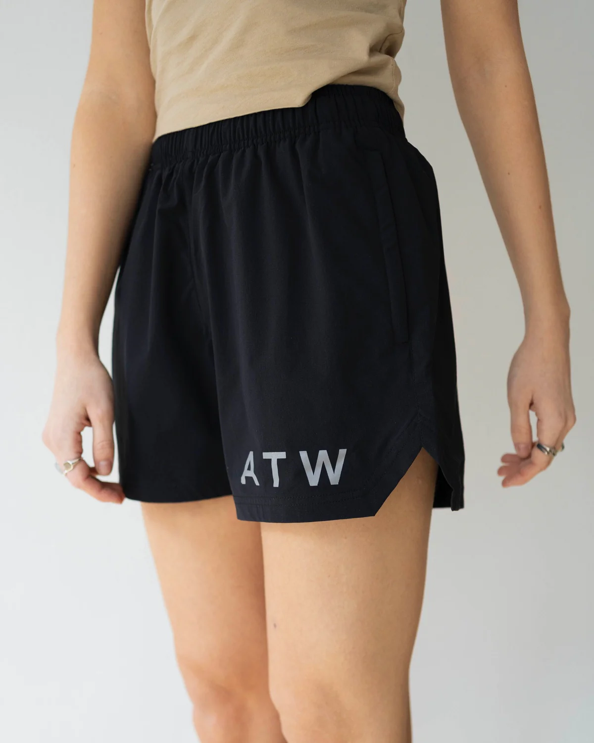 Halo Short - Black - Image 7