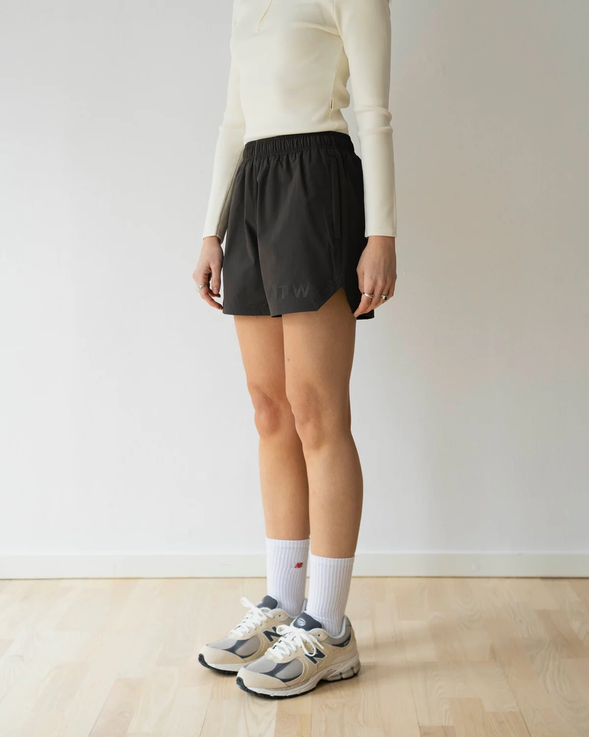 Halo Shorts - Raven - Image 5