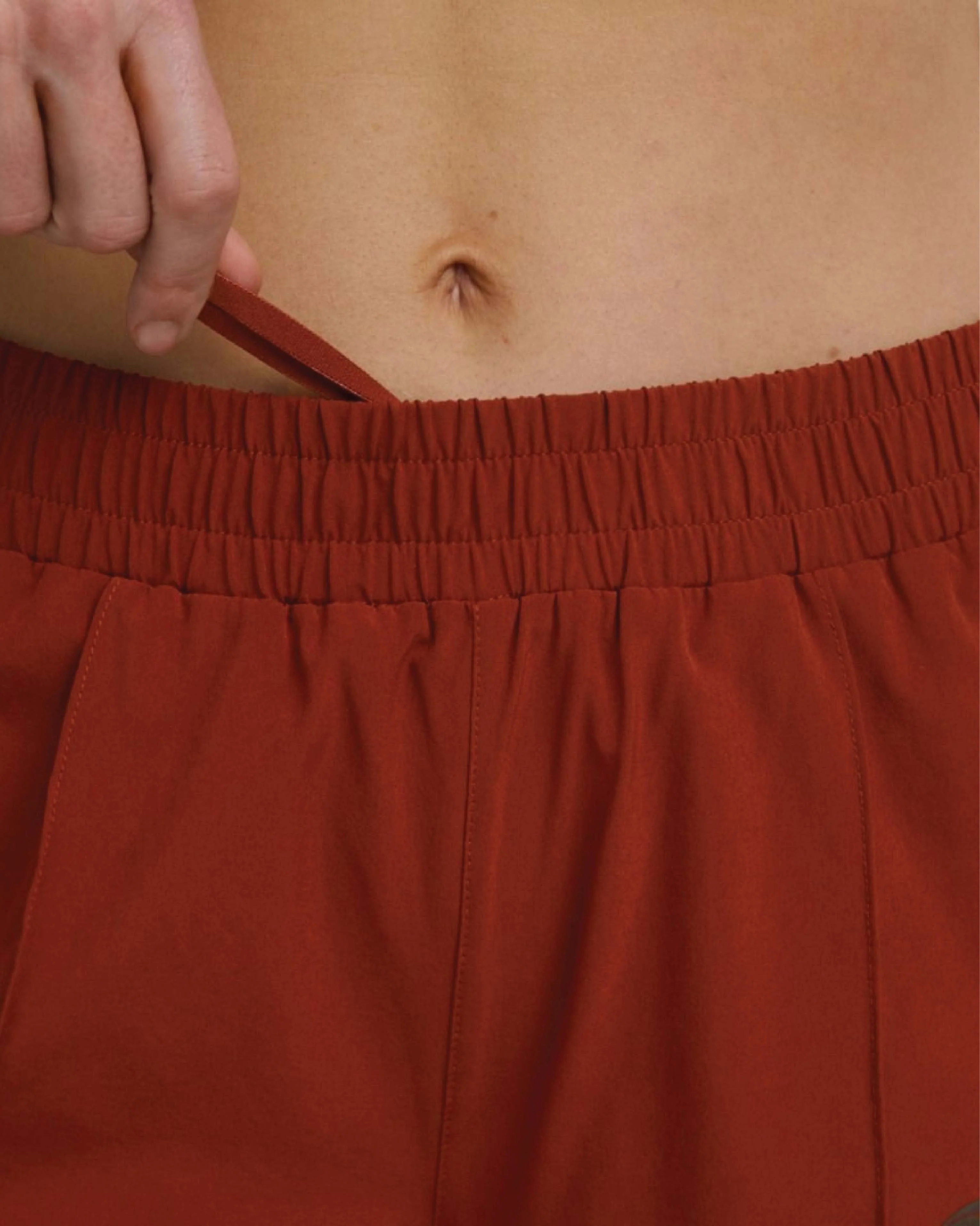 Outpace 3" Short women - Image 4