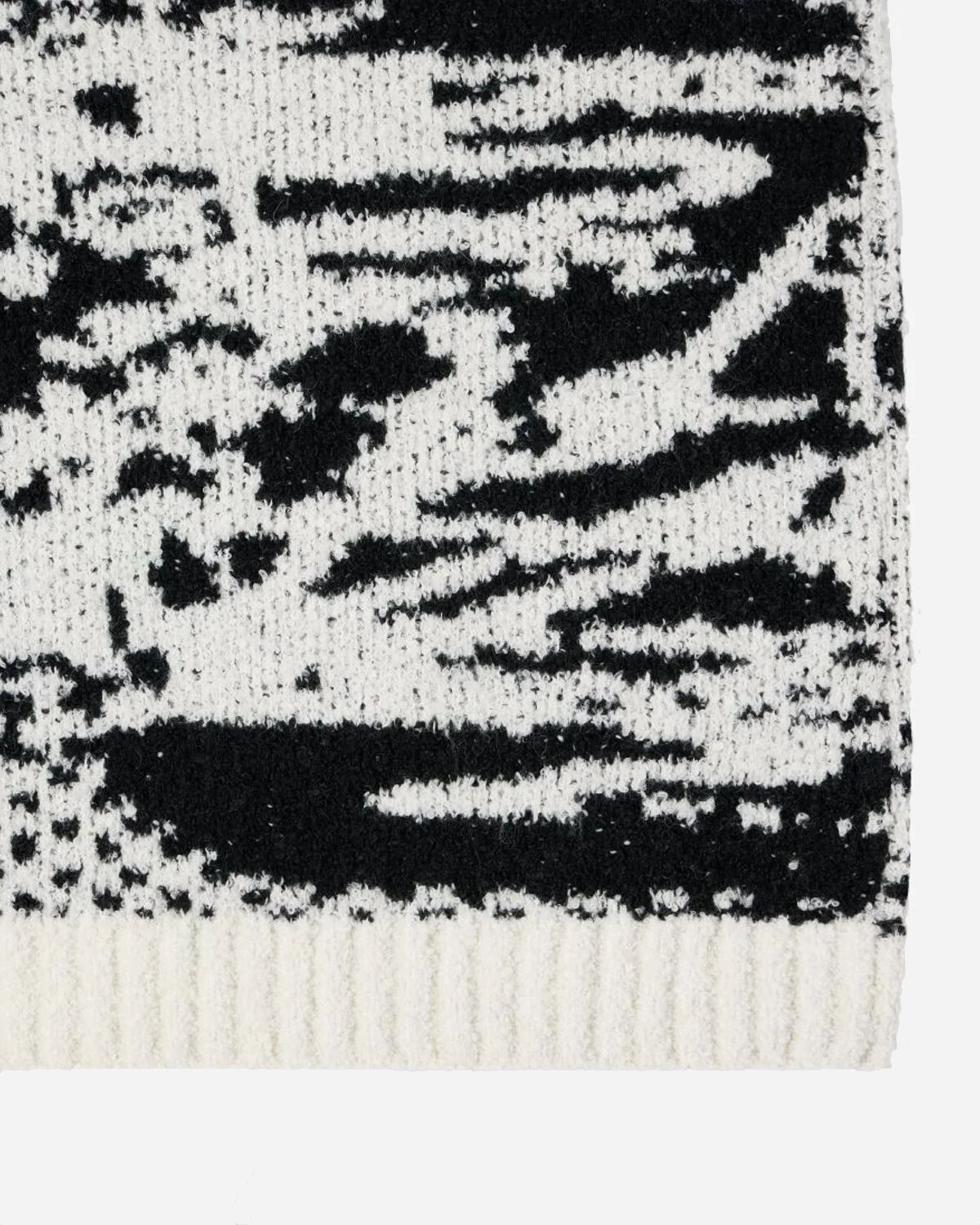Panku Sweater - Image 5