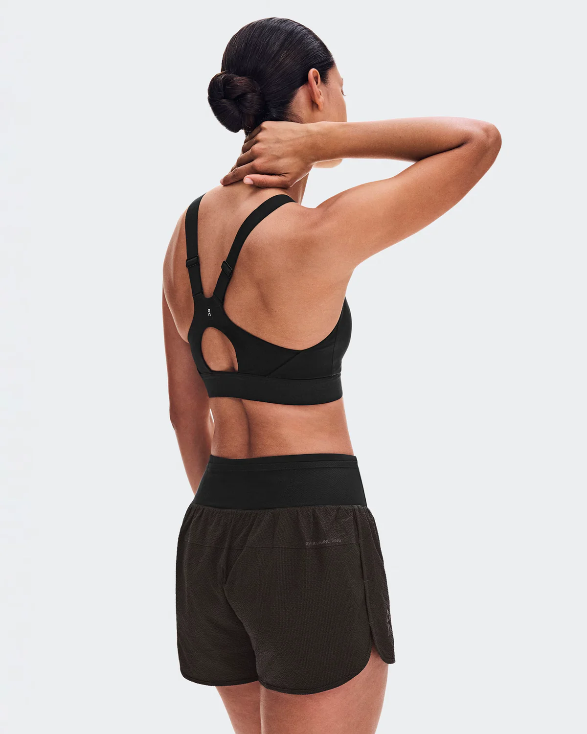 Performance Volt Shorts Women - Image 4