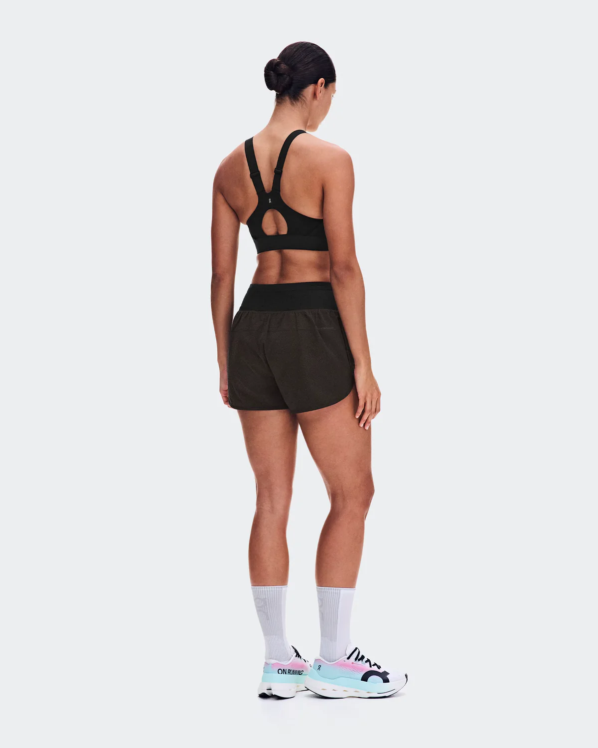Performance Volt Shorts Women - Image 7