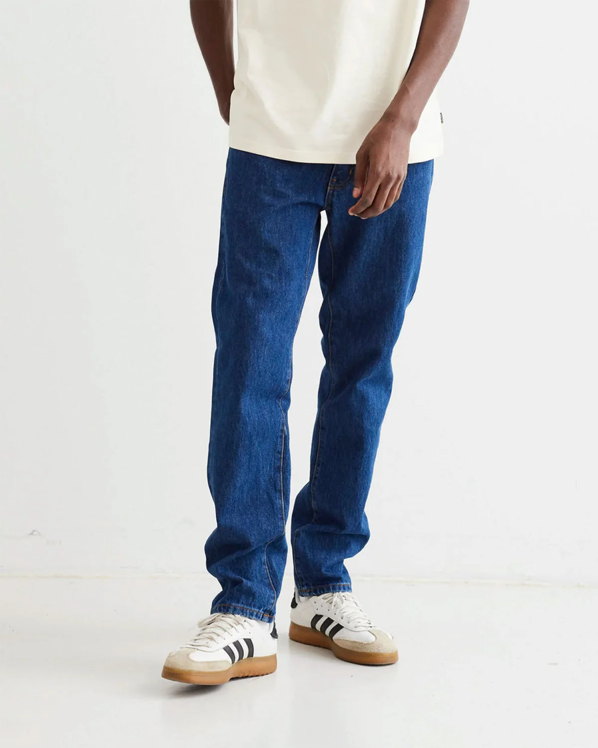 WBDoc 90's Rinse Jeans - Image 4