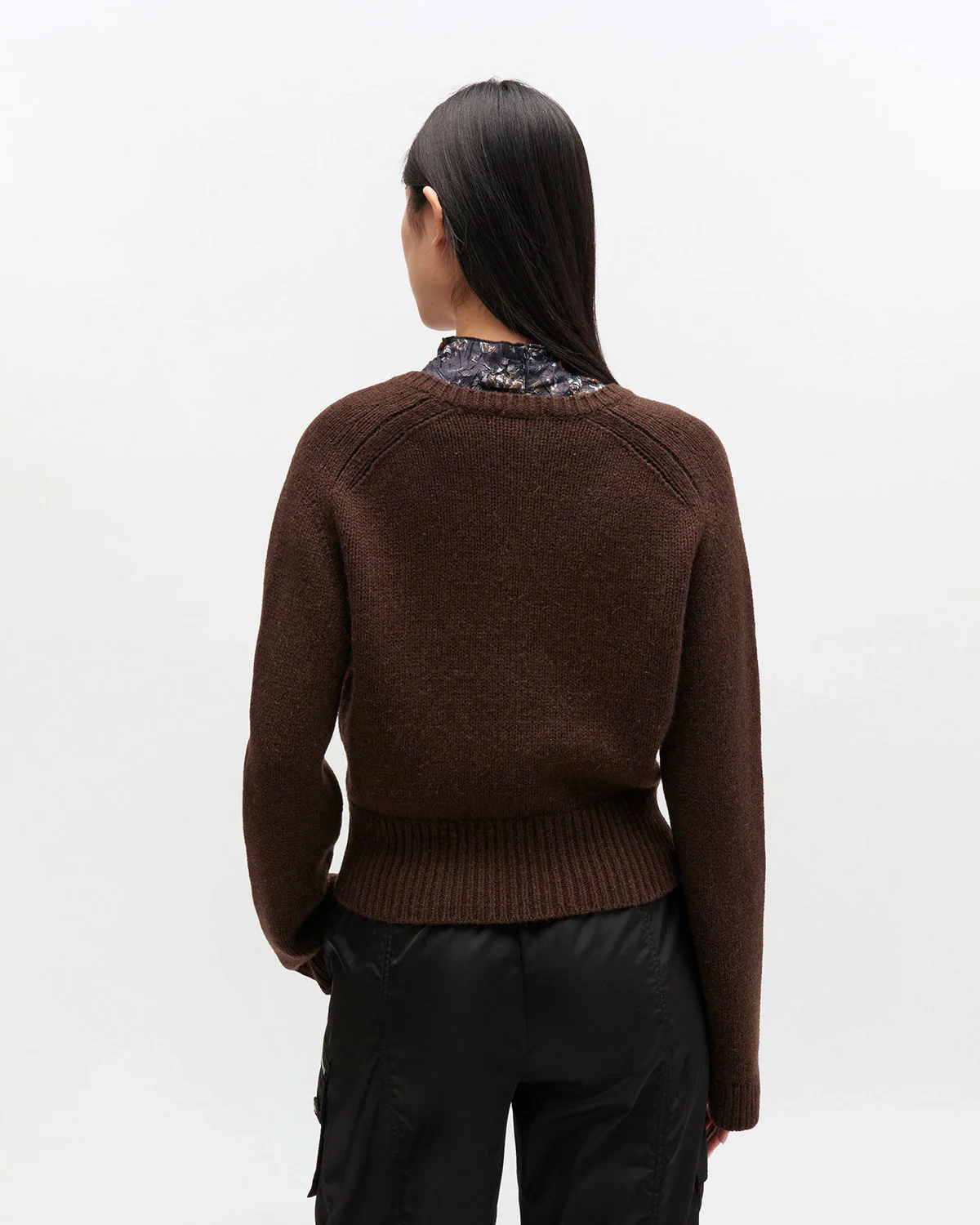 Wool Yak Mix Deep V-neck - Image 3
